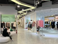 -兴旺欧韩城(上海兴旺国际服饰城店)