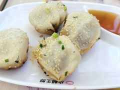 -小杨生煎(金山百联购物中心3楼店)