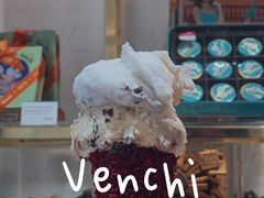 -VENCHI 闻绮(上海佛罗伦萨小镇店)