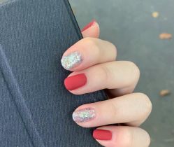 -H12 STAR日式美甲美睫专门店