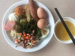 -窦店服务区-停车场