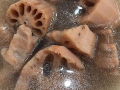 藕汤骨汤-雨田饭店