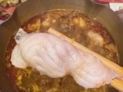 -毛辣果·贵州红酸汤牛肉火锅(西单店)