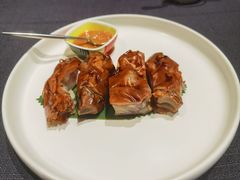 -鲁采LU STYLE(新天地店)