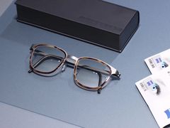 -目艮眼镜SHOWROOM(品牌集合店)
