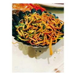 -鑫淼餐饮娱乐中心(江东街店)