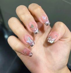 -晨·艺美甲美睫