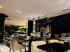 -唐拉雅秀酒店-西锦汇空中BBQ·思创餐厅