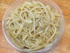 酸辣土豆丝特价-清真宏玉祥黄门脸餐厅(华荫东里店)