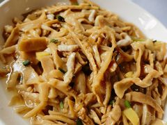 笋干肉丝-元泰酒店