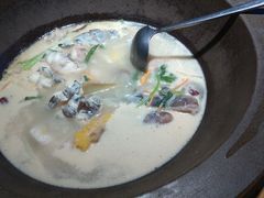 招牌原味锅-咕嘟草帽鱼·牛奶一样的鲜鱼汤(天鹅湖万达广场店)