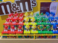 -m豆巧克力世界(上海世茂广场店)