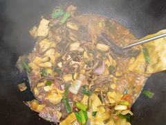 -曹丞相·地锅鸡·地锅鱼(武林店)