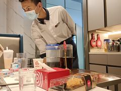 -海底捞火锅(长宁路龙之梦店)