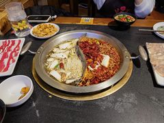 -沸炉重庆老火锅(军事博物馆店)