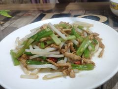 -漁耕小厨农家院(武当山店)