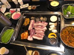 -Dombe豚(黑猪肉街店)