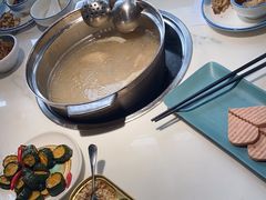 -三个椰子·现砍椰子鸡(金源CBD店)