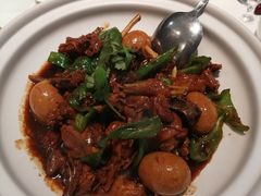 红烧鸡-千滋百味·醉江澜花园餐厅(街道口店)