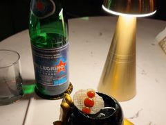 -OZONE 顶楼酒吧(香港丽思卡尔顿酒店)