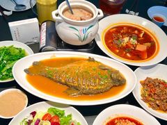 -艳阳天·非遗楚菜(武汉客厅店)
