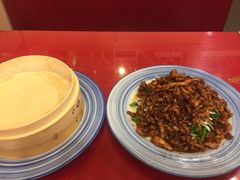 京酱菠菜鸡丝-宏状元现熬粥·京味菜(五棵松店)