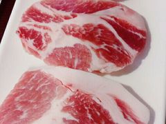 梅花肉-韩聚屋韩国烤肉餐厅(新北万达店)