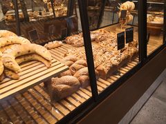 -Dough&Joe团憩(瑞虹天地月亮湾店)