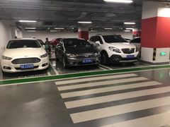 -苏州中心-停车场