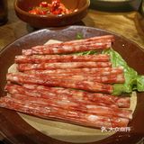 又是一家生意火爆的民间火锅