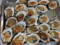 -蚝哥花姐湛江烤生蚝(美丽湾市场店)