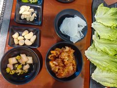 -肉甲韩国木炭烤肉(新壹街1店)