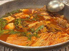 -喇喇排骨火锅·传统韩式脊骨汤(望京西园总店)