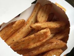-麦当劳(松江南乐得来速店)