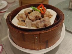-广州中心皇冠假日酒店·百粤楼