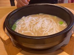 -勺子米线·云南传统小吃市集(四方街店)