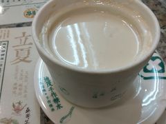 莲子杏仁茶-地茂馆甜品