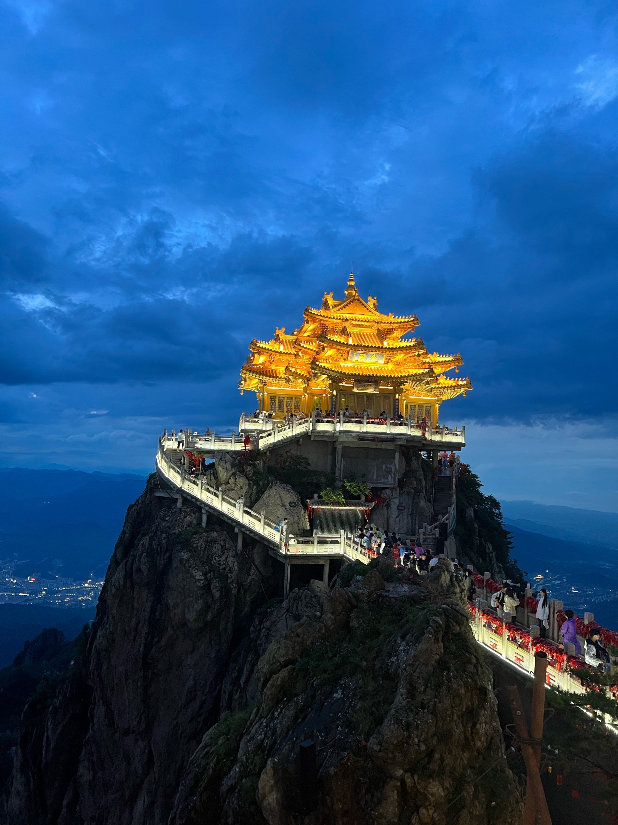 洛阳老君山游玩