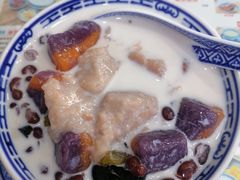 -广信牛奶甜品世家(台东店)