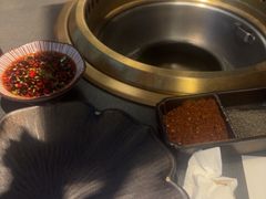 -铭牛烧肉·和牛海鲜自助(高新月牙湖店)