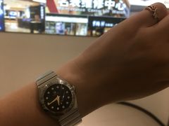 -亨得利钟表商店