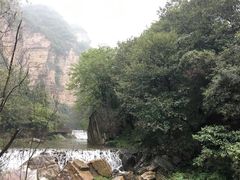 -龙潭大峡谷