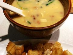 老济南甜沫-闫府私房菜·百年鲁菜(恒隆店)