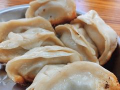 -黄阿姨锅贴大王(万航渡路店)