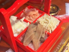 -欠火锅·水牛毛肚·团建聚餐·生日宴(何山路店)
