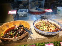 -野山舂·贵州现舂酸汤火锅(鸿通城店)