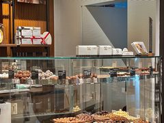 面包甜点陈列柜-Laderach 莱德拉(上海环贸iapm店)