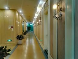 -瑞丽口腔·美学矫正中心