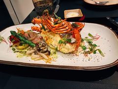 香焗龙虾配自制黑松露酱-上海苏宁宝丽嘉酒店·Cafe Bellagio西餐厅