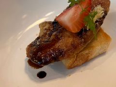 香煎鹅肝配时令桑梅-解放碑威斯汀酒店-知味国际美食餐厅